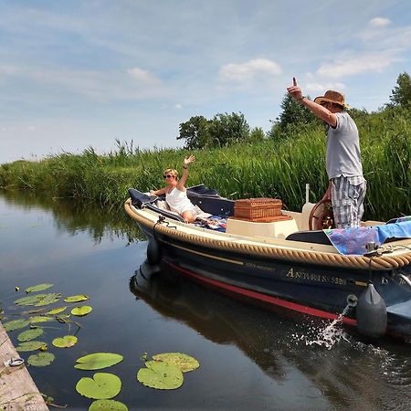 Het Waterhoentje Sint Jansklooster エクステリア 写真
