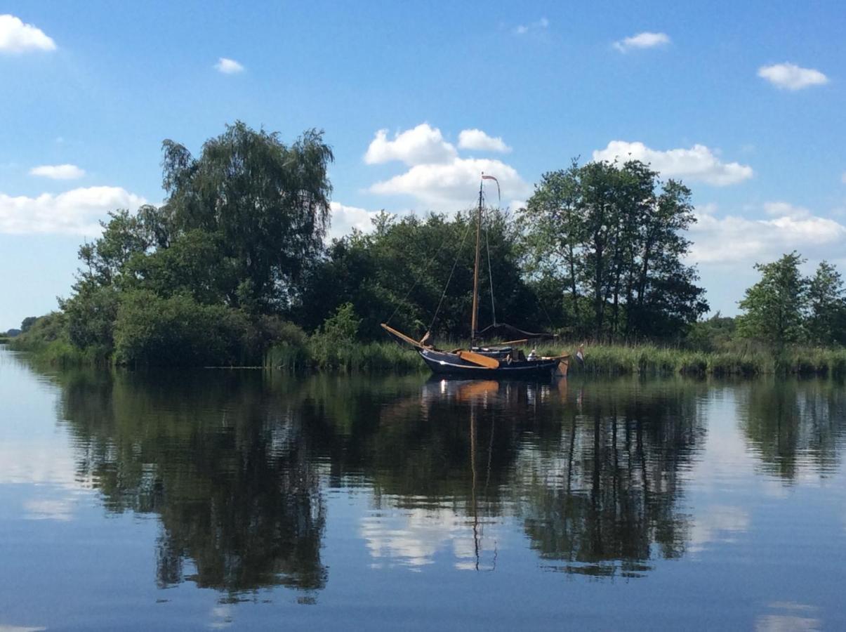 Het Waterhoentje Sint Jansklooster エクステリア 写真